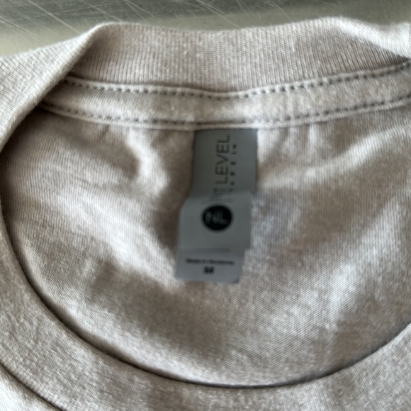 Jaws 2 (film) - Japanese Movie Poster T-Shirt. Grey, medium. - Picture 4 of 4